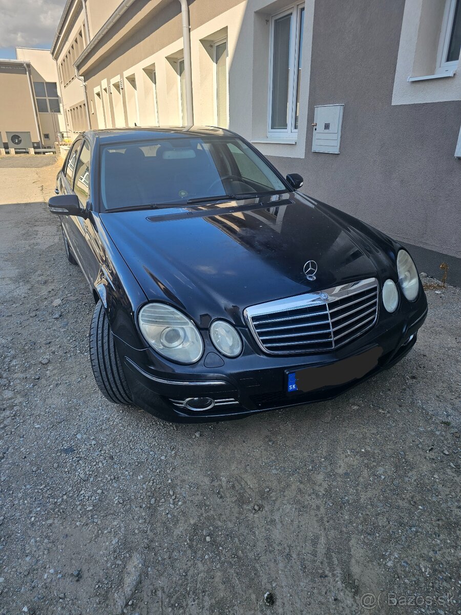 MERCEDES W211,E220CDI,125KW ROK 2008 - 2