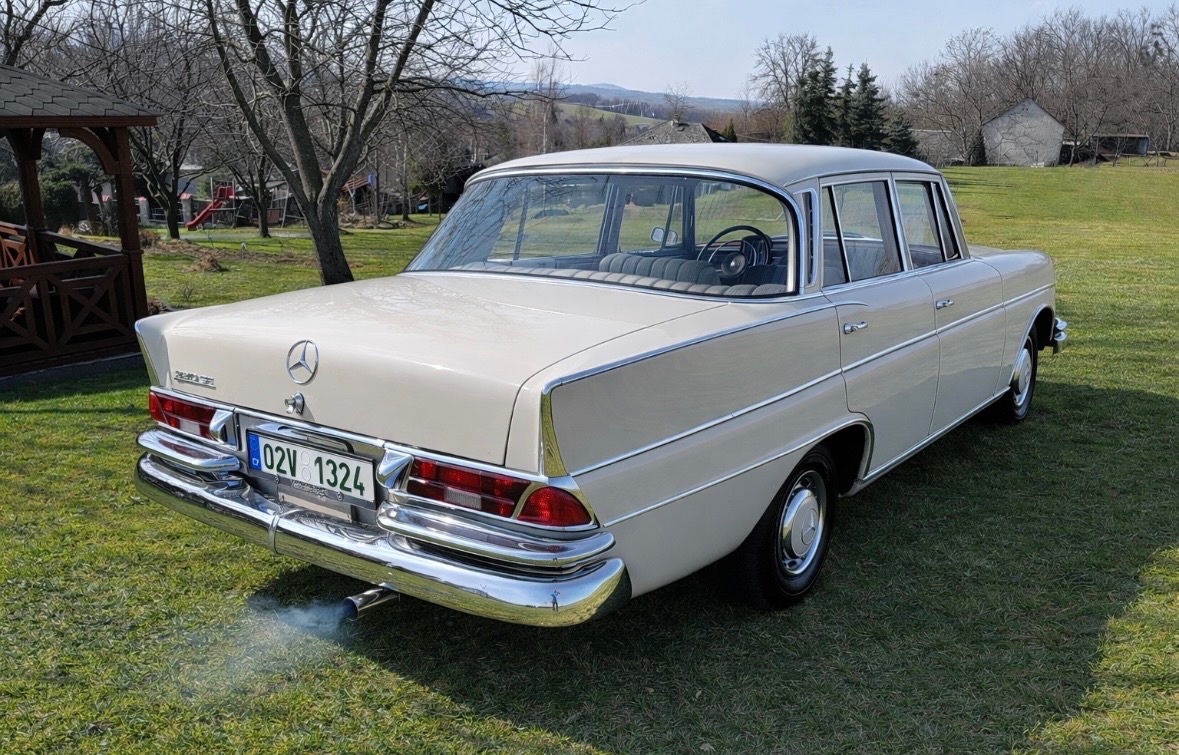 Mercedes W111 1959 ,,křídlák" - 2