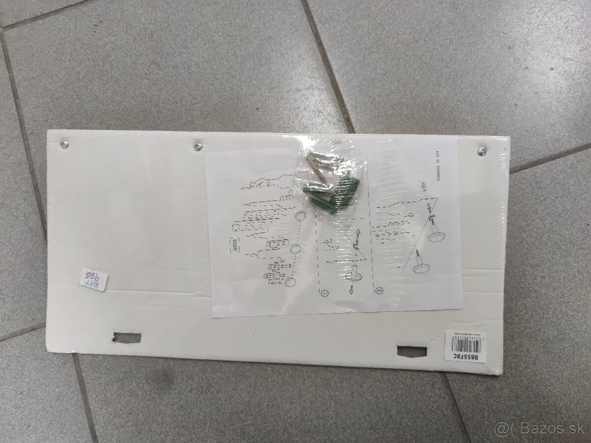 Vešiak do predsiene na oblečenie a kabelky - 2