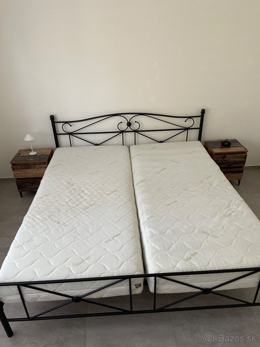 postel spolu s matracmi - 2