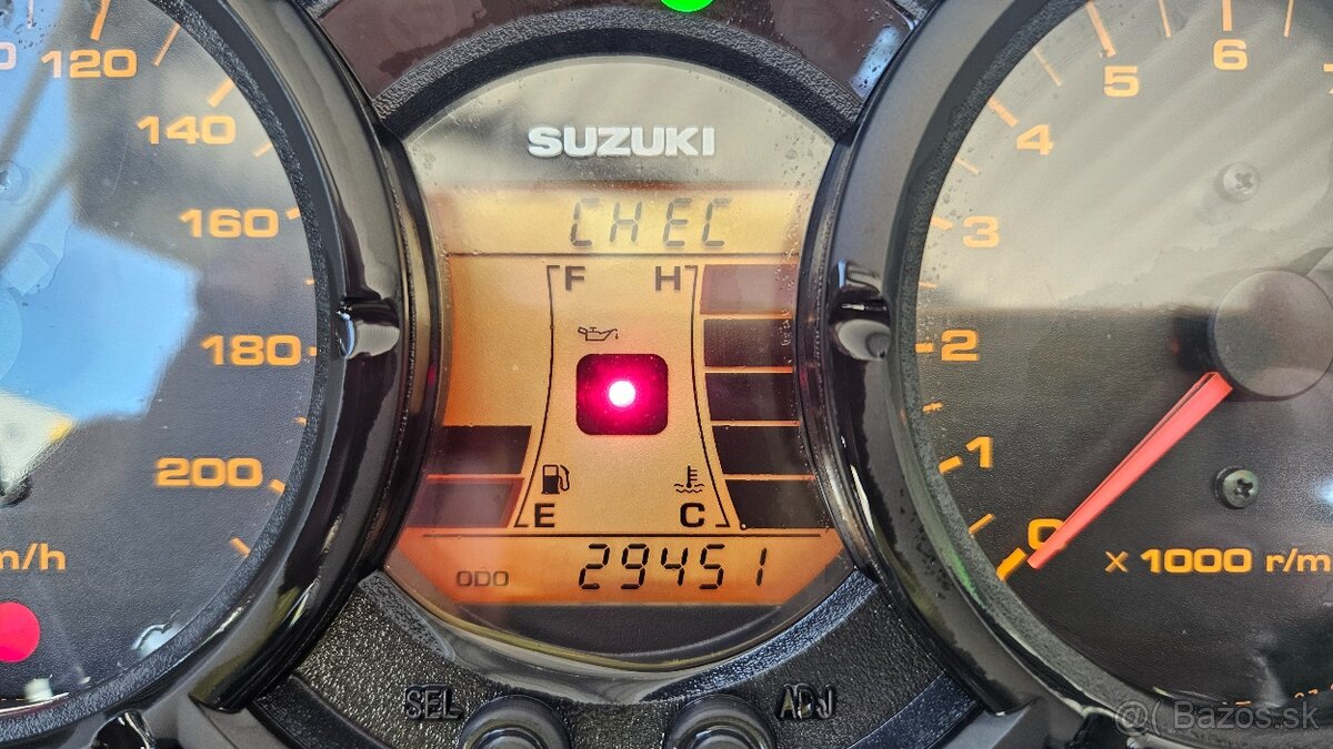 Suzuki V-strom 650 DL - 2