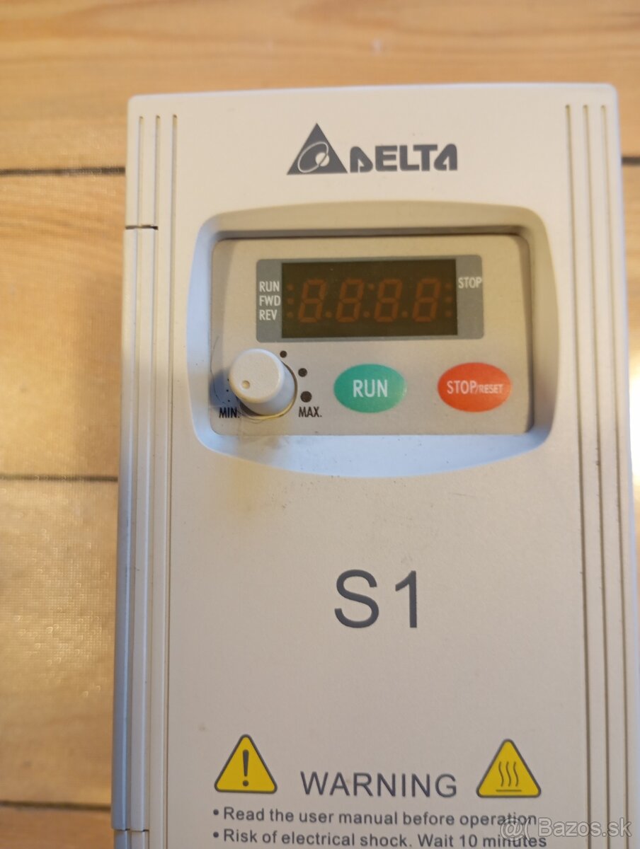 Frekvenčný menič Delta VFD004S23A - 2