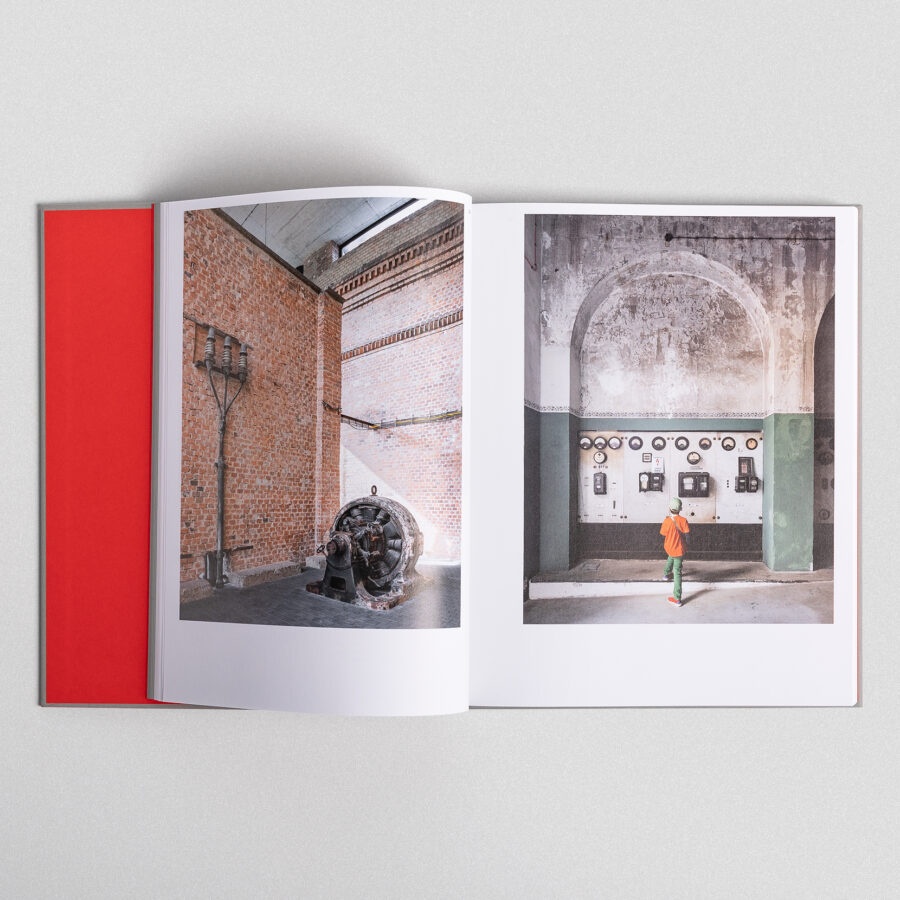 Kniha Elektrárne / Čierne diery - 2