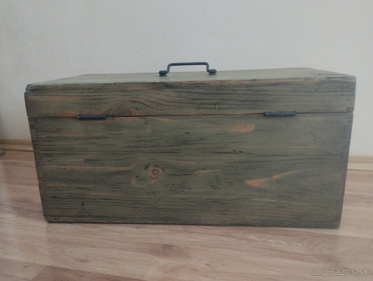 Drevený vojenský kufor - 2