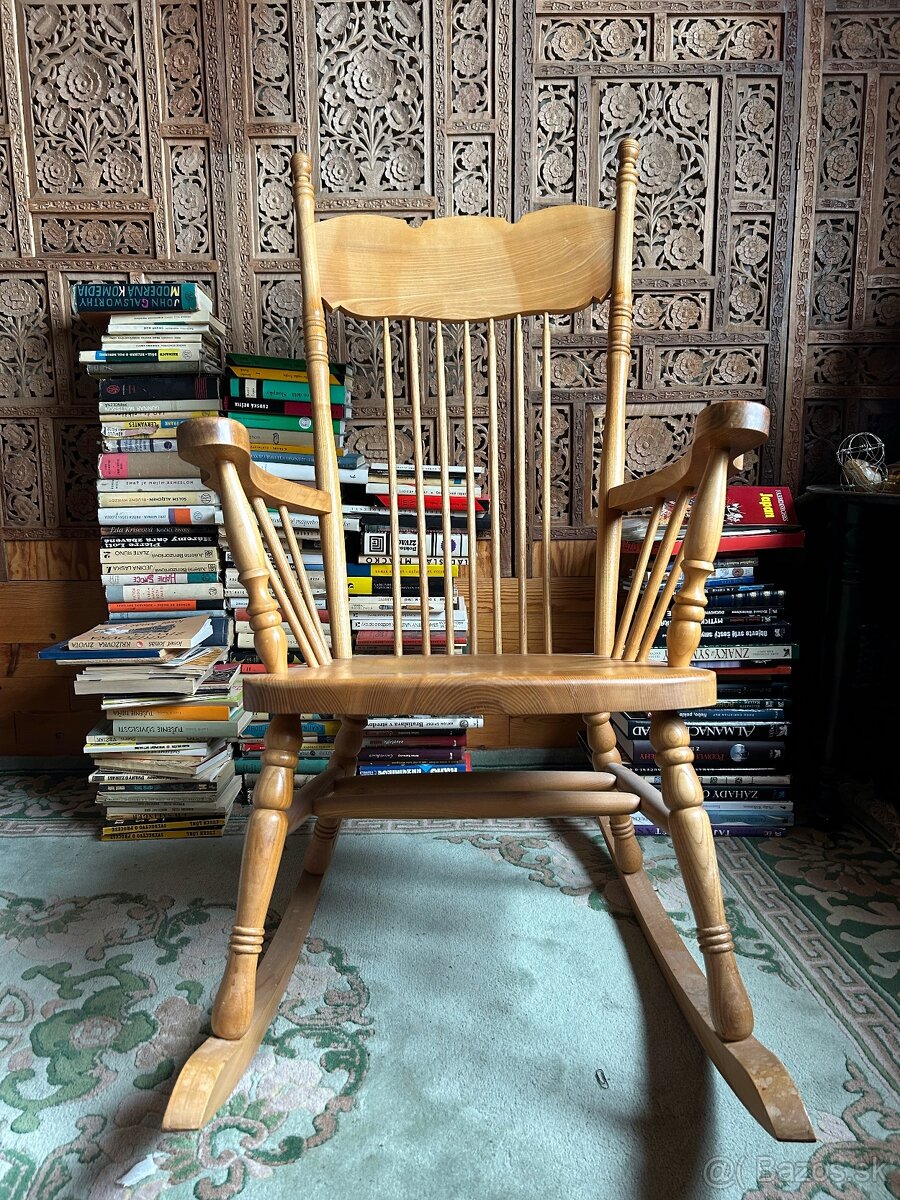 Starožitné drevené hojdacie kreslo – masív - 2