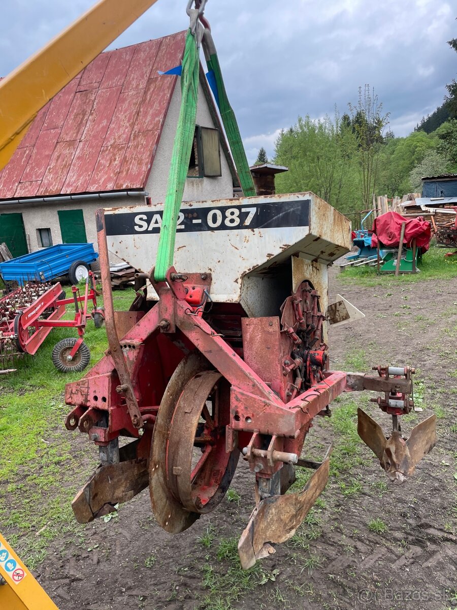 Sadzač zemiakov - 2