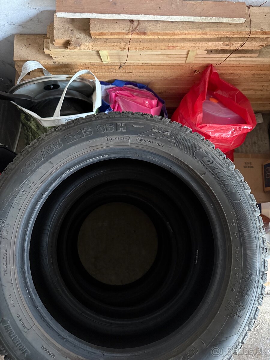Zimné pneumatiky 195/55 R15 - 2