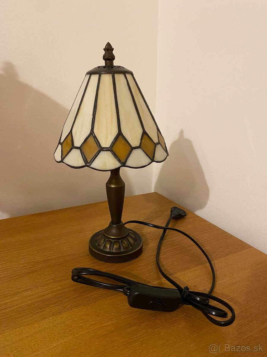 Nočná lampa z vitrážového skla - 2