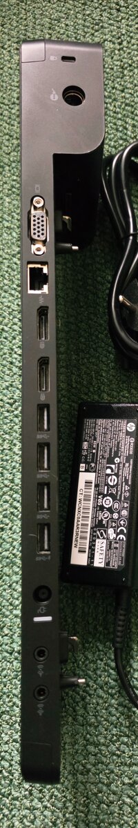 HP UltraSlim 2013 - Dokovacia stanica + Adaptér HP 65W - 2