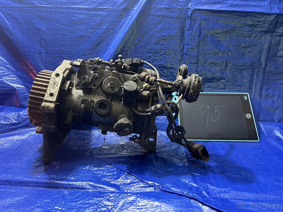 VSTREKOVACIE CERPADLO 1,9D RENAULT SCENIK 1 - 2