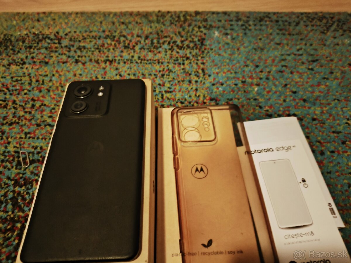 Motorola edge 40 - 2