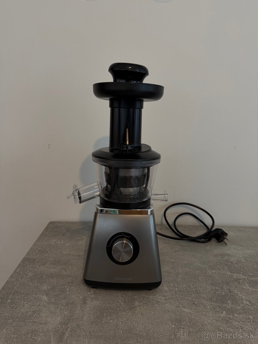 SENCOR SSJ 4041BK Odšťavňovač - 2
