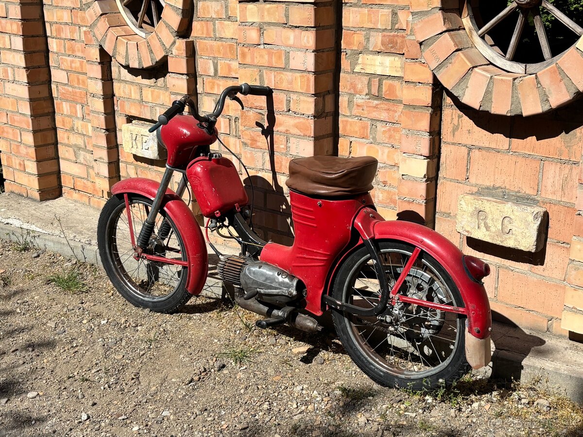 Jawa 555 parez - 2