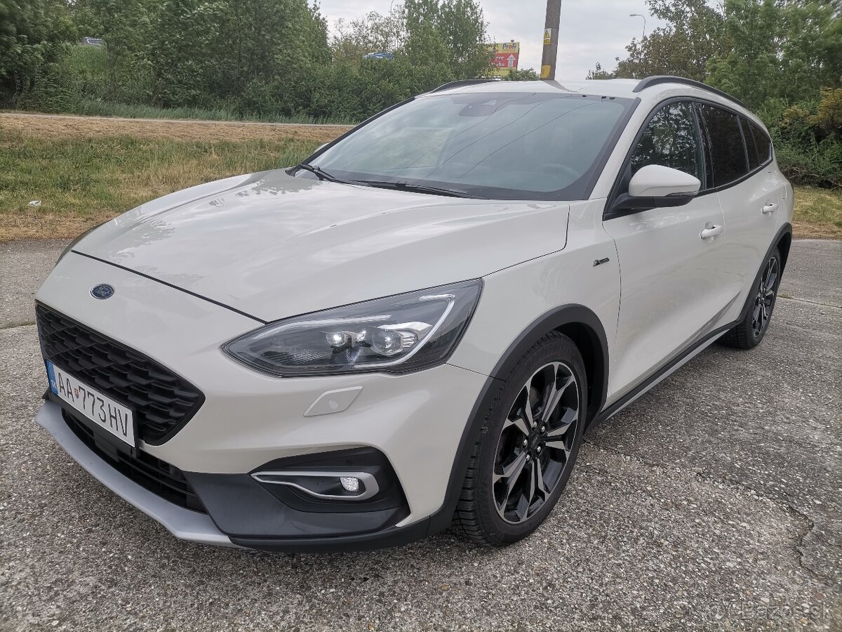 Ford Focus Active - 2