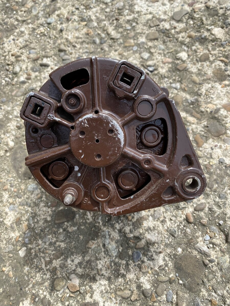 Alternátor škoda - 2