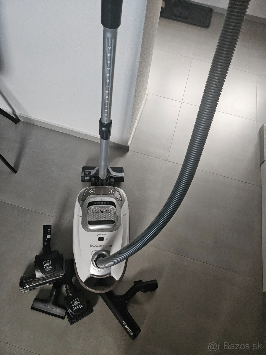 Vysávač - 2