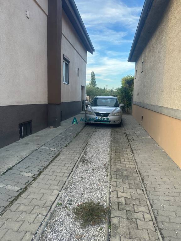 Ponúkame na prenájom 4izb. rodinný dom v obci Tomášov pri Br - 2