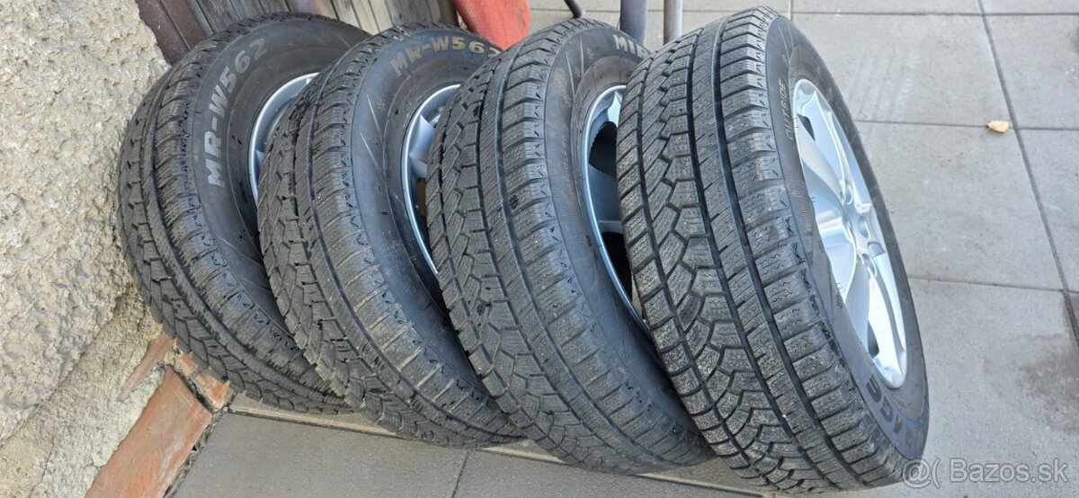 Mazda kolesá r16 - 2