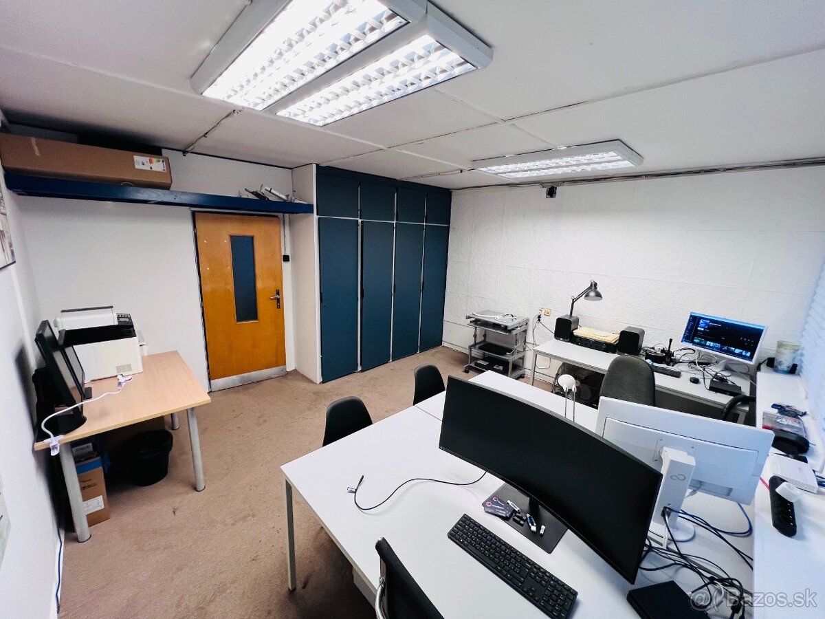 Kancelária 23m2 v Ružinove-parking, internet, energie v cene - 2