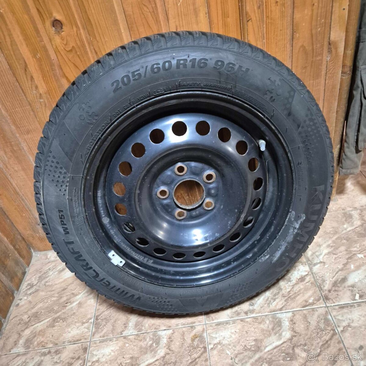 Predám pneumatiky a disky na Kia Ceed - 2