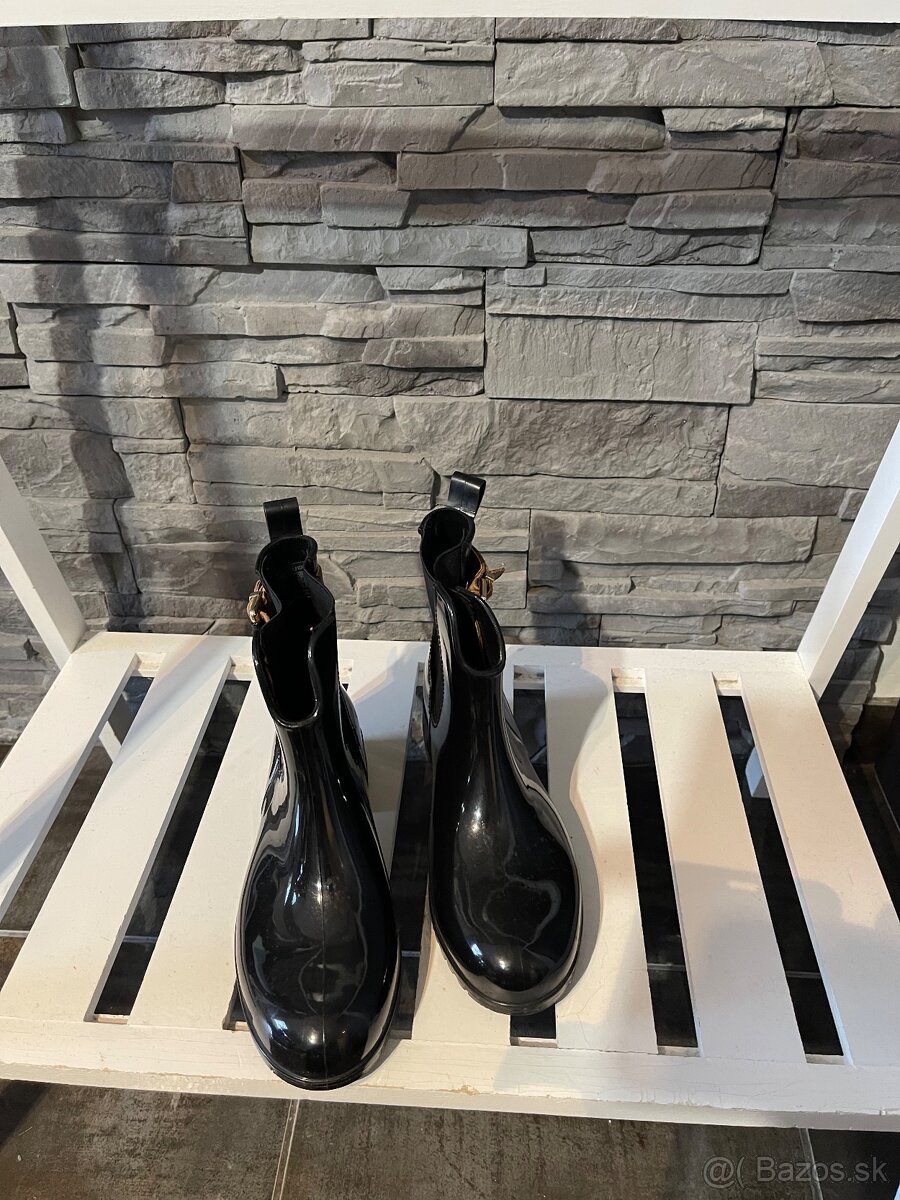 Tommy hilfiger v.37 - 2