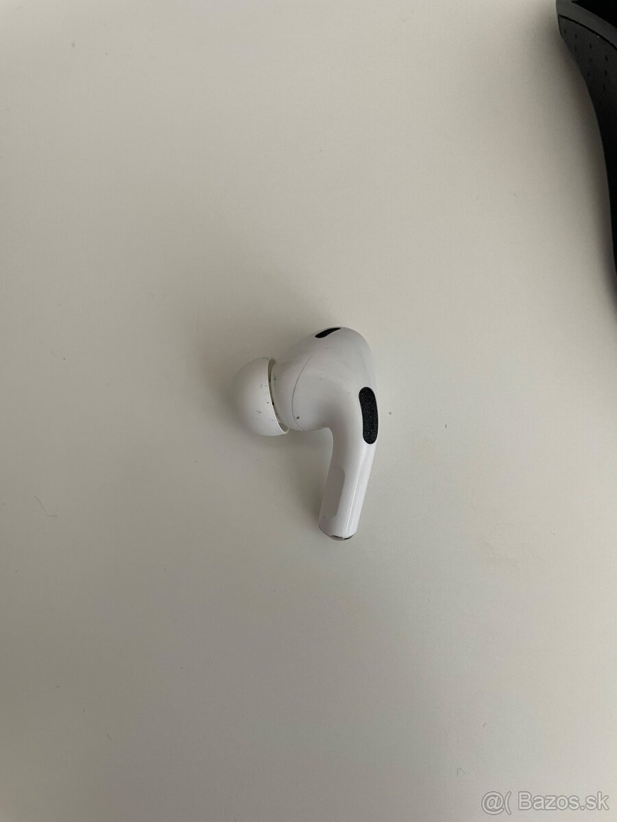 AirPods Pro 2 model A3048 L - 2