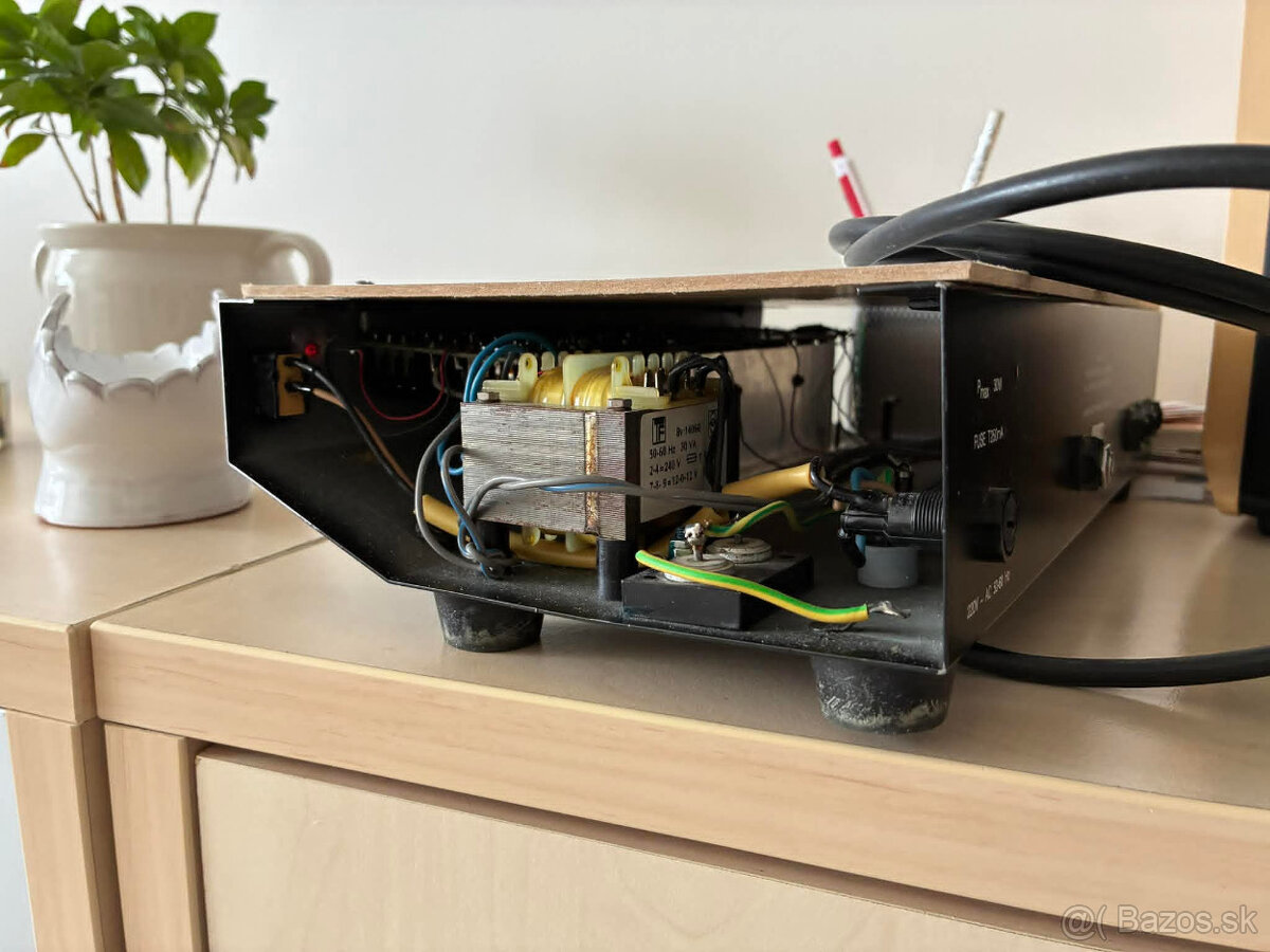 Predám gitarový zosilňovač - 2