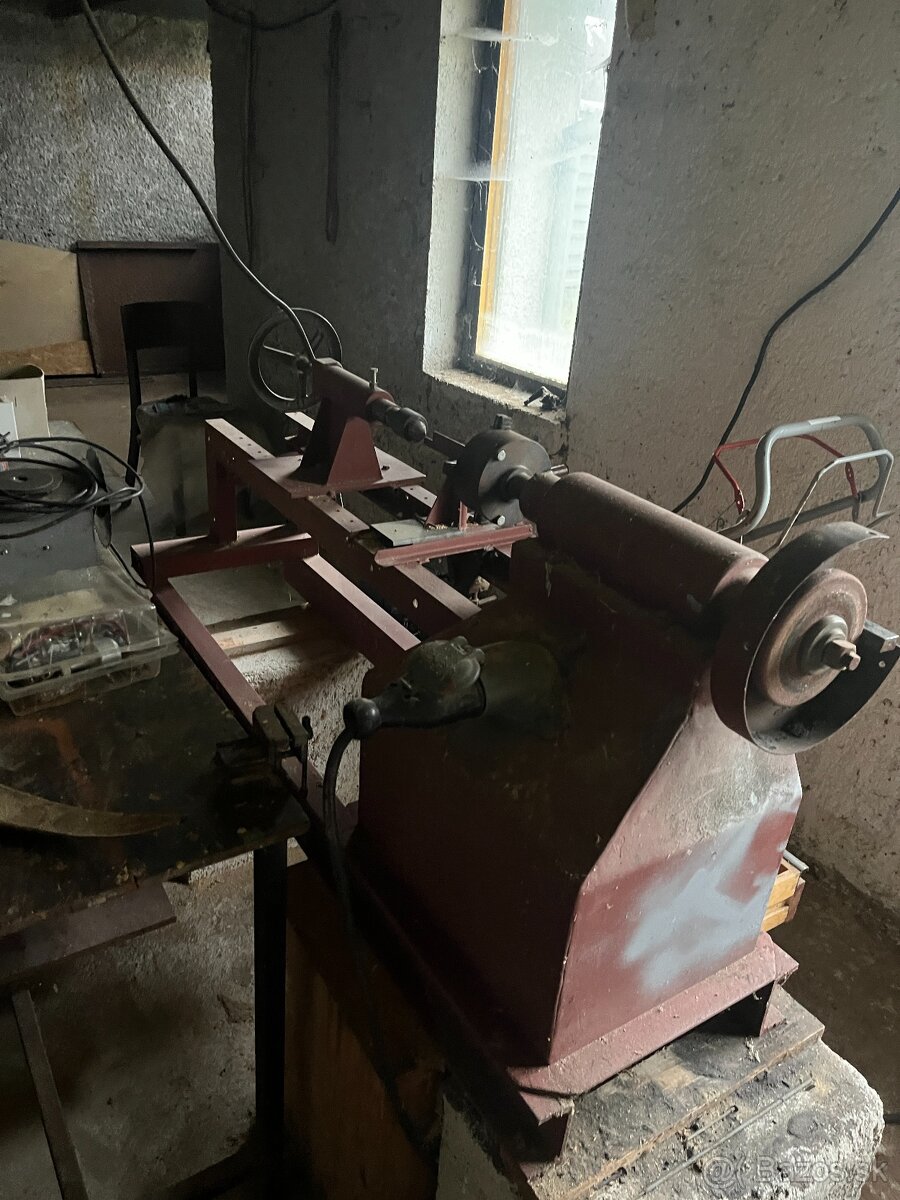 Stolový sústruh - 2