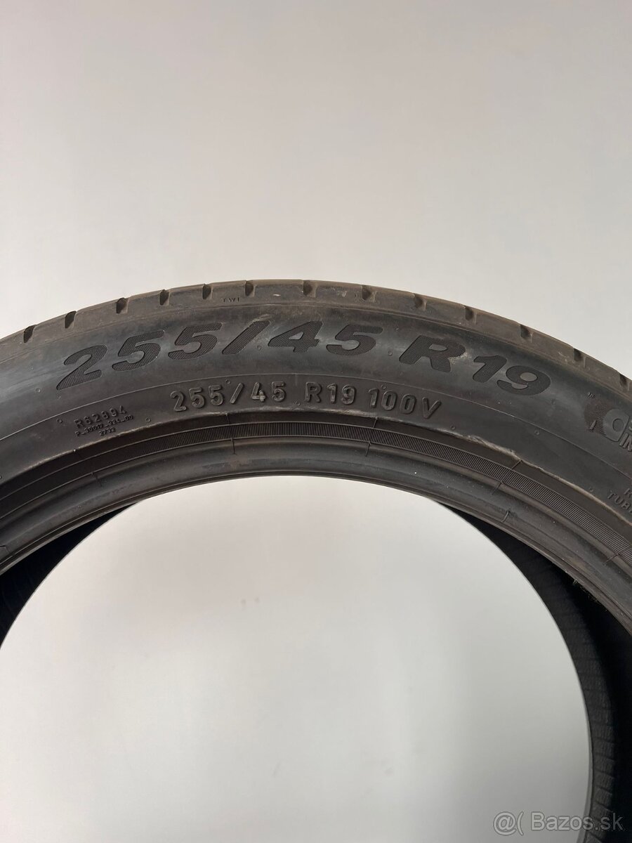 Pirelli Scorpion 255/45 R19, Letné - 2