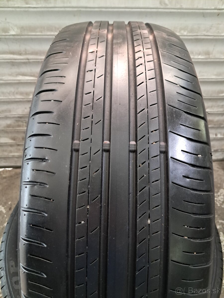 Dunlop letné 225/60/R18 - 2
