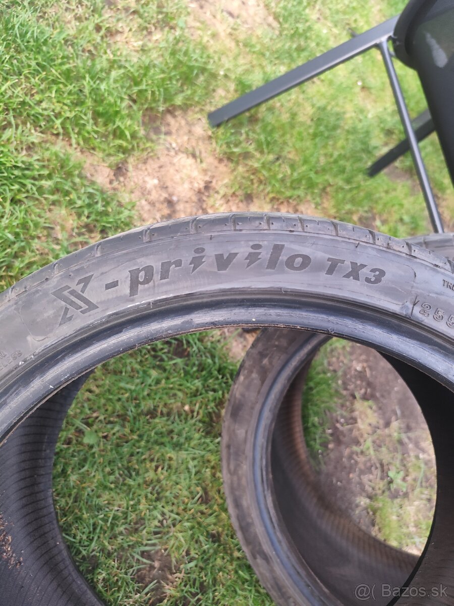 255/35 R 19 X PRIVILO TX-3 - 2