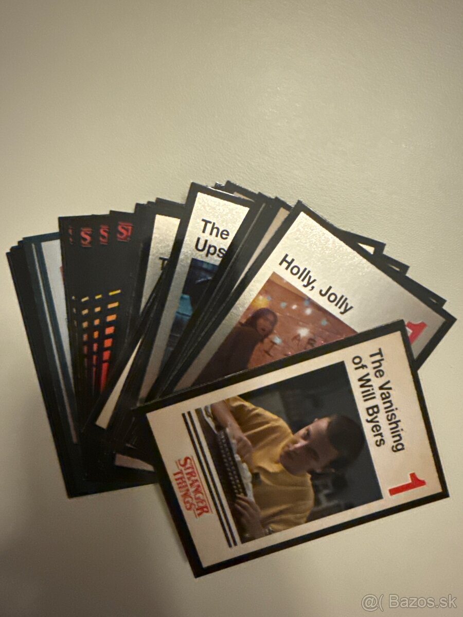 Stranger Things Panini karticky, nalepky - 2
