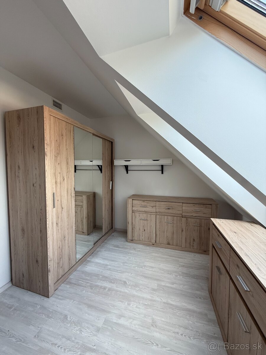 3-izbový byt s terasou, parkovaním vo dvore-Hegyeshalom - 2