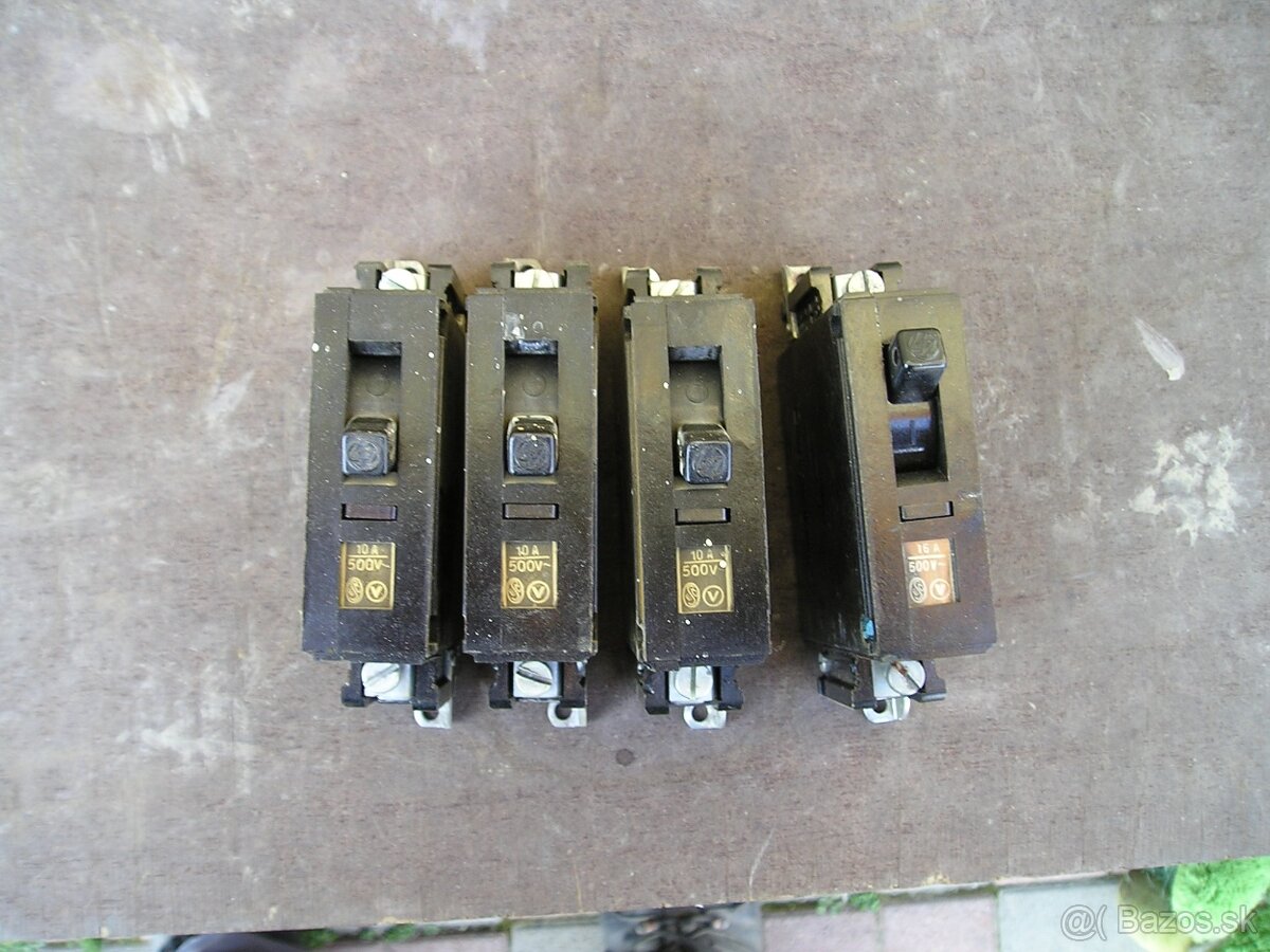 predam čierne ističe - 2