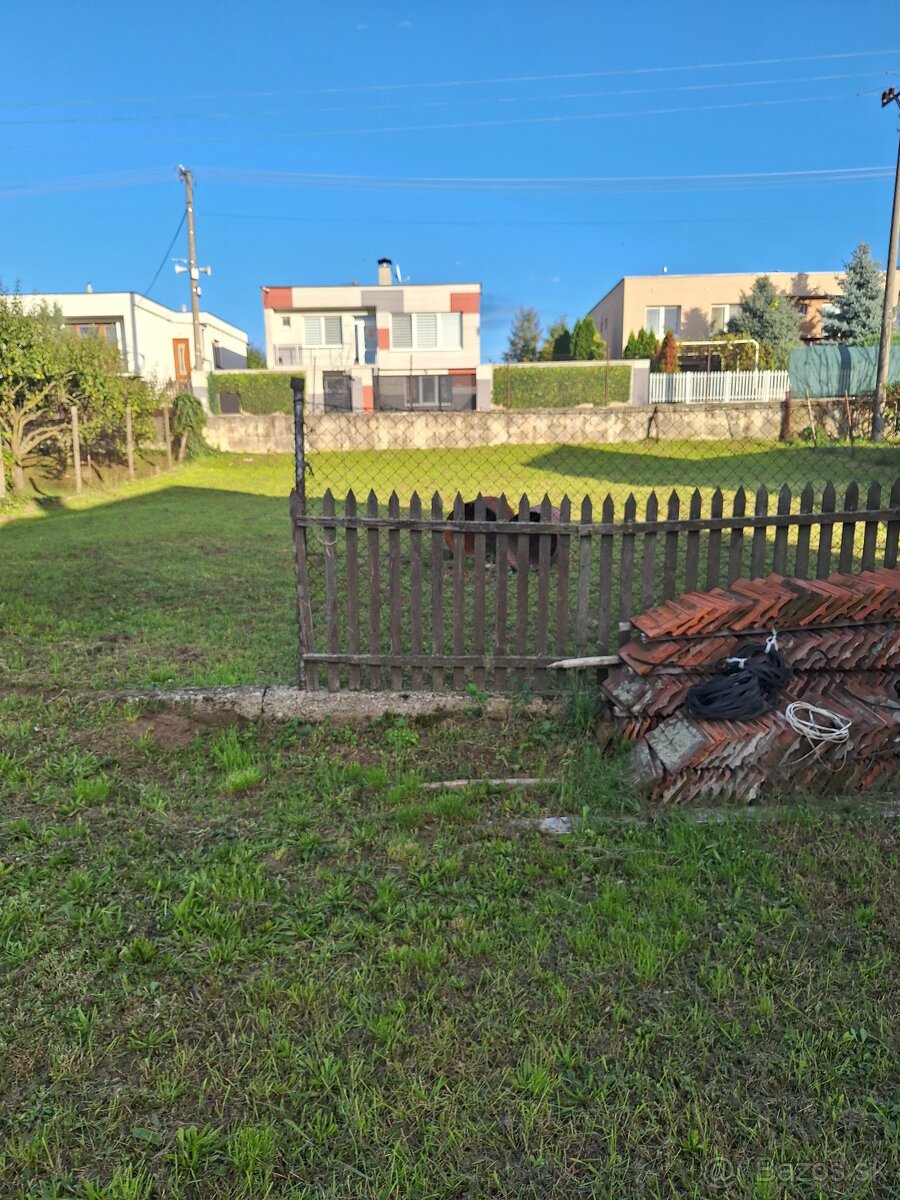 Predam stavební pozemok Rišnovce - 2