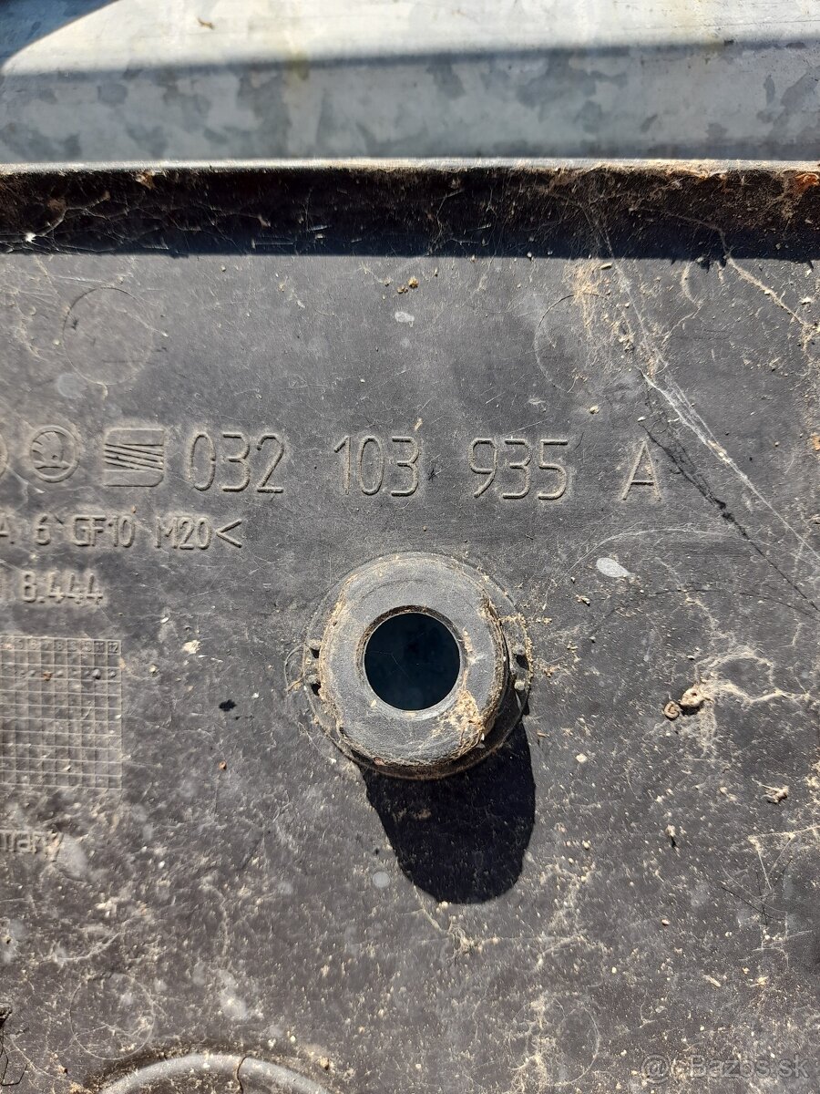 Kryt motora 1.6 Octavia 1, Polo - 2