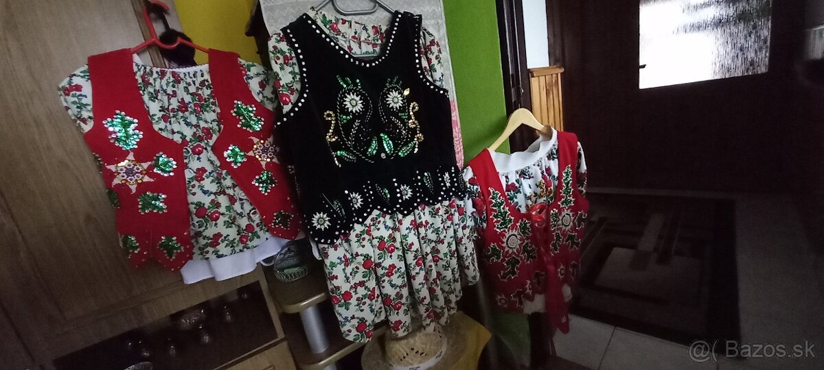Predam kroje. - 2