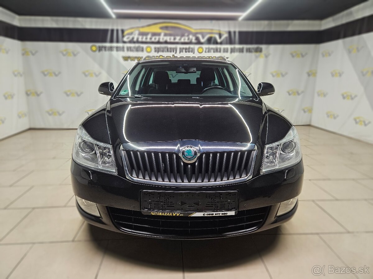 Škoda Octavia Combi 2.0 TDI CR DPF Elegance DSG - 2