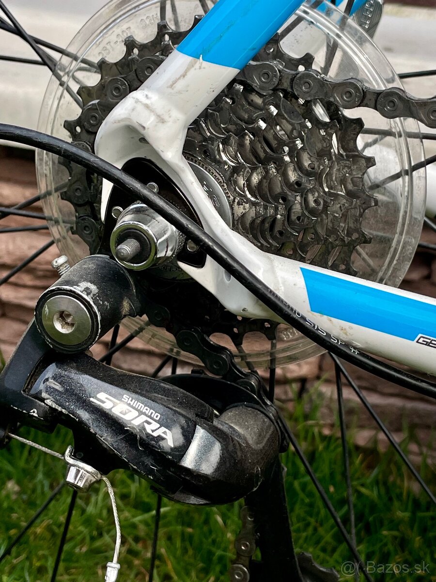 Cestný bicykel Focus Culebro - 2