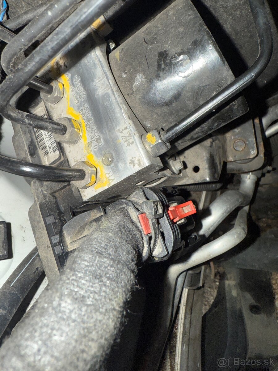 Predam na Fabiu2 ABS modul - 2