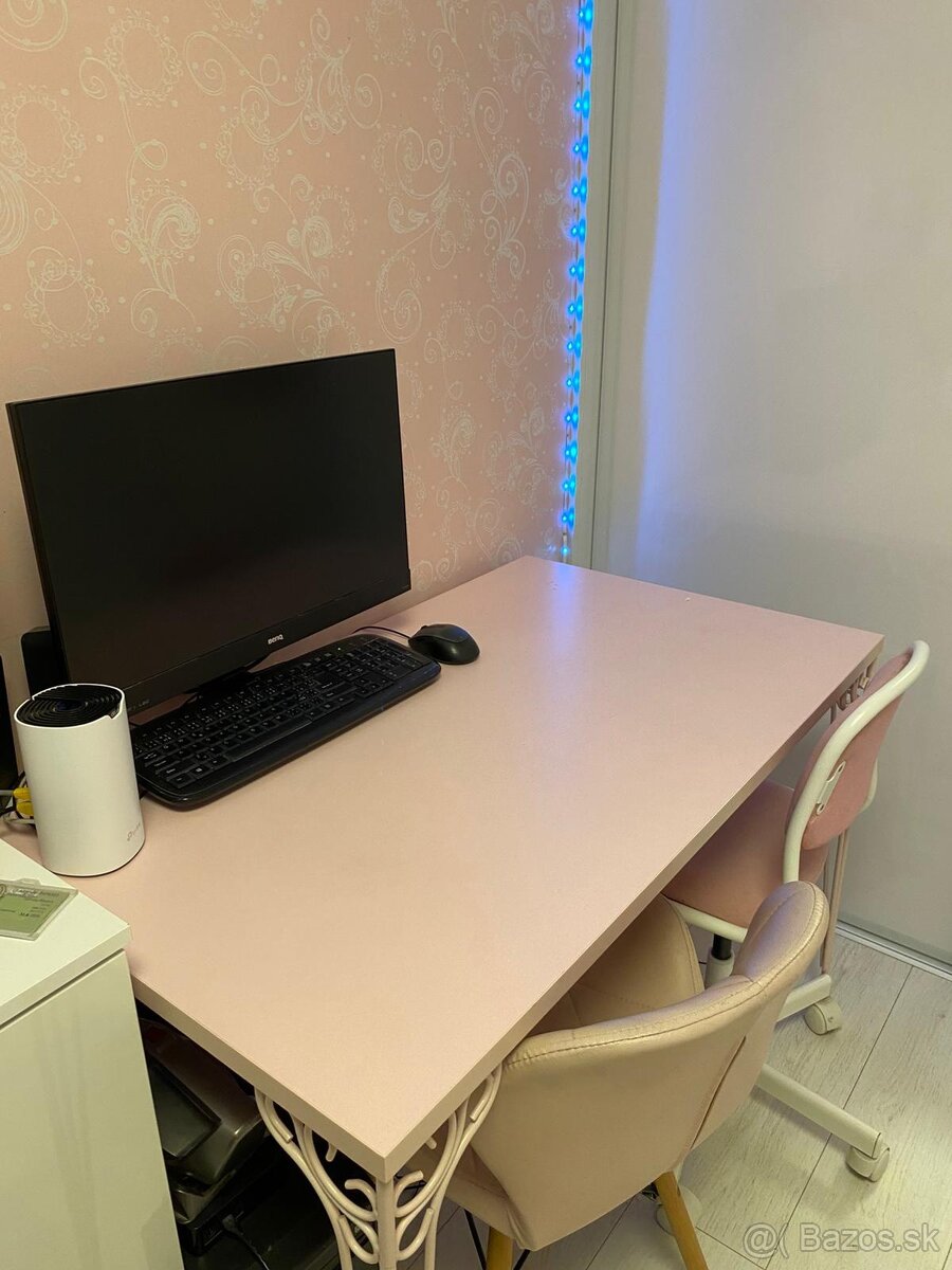 Ružový písací stôl - 2