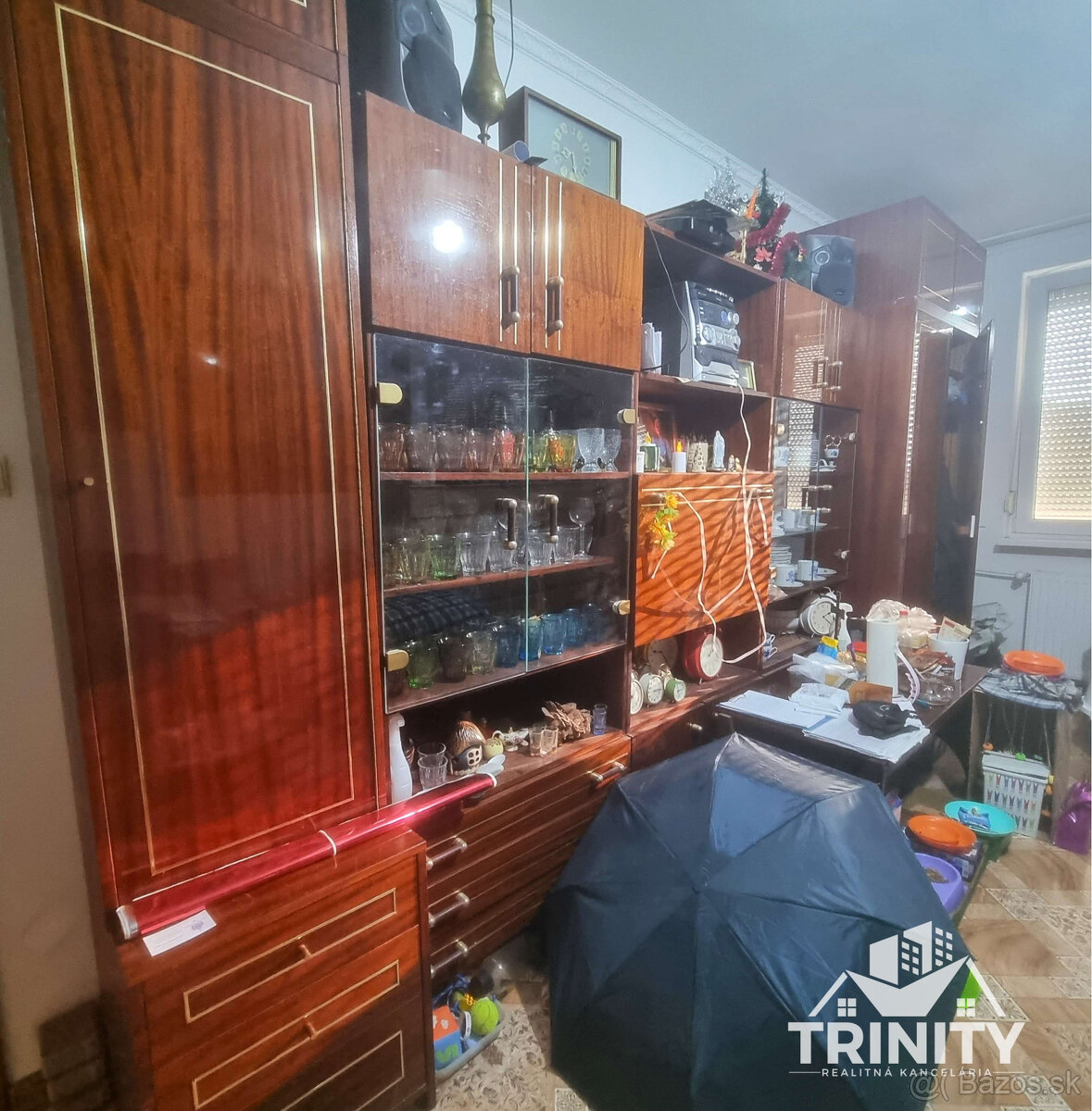 Na predaj veľký 2-izbový byt s balkónom v meste Nové Zámky - 2