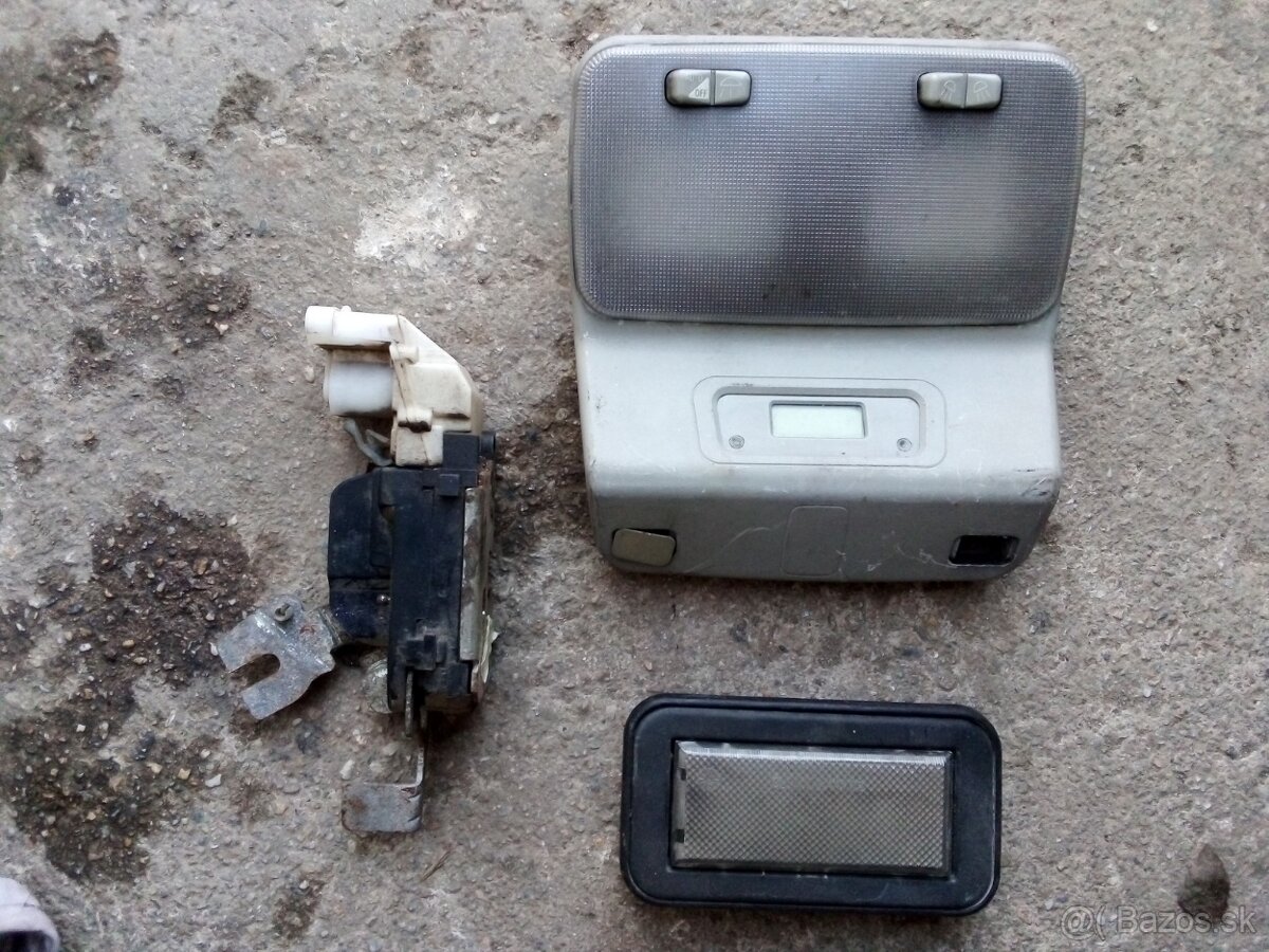 Zadné svetlo dodavka - 2