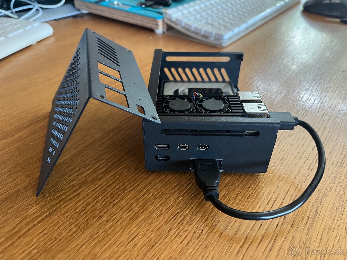 Raspberry Pi 5 a SSD disk 1TB v krabičke - 2