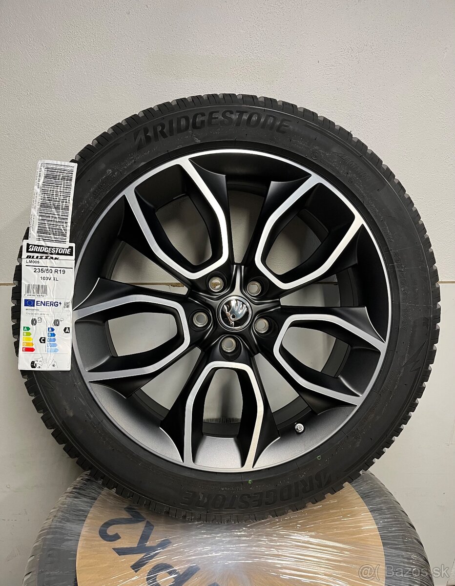 Kodiaq R19 Nová originální zimní sada - 2