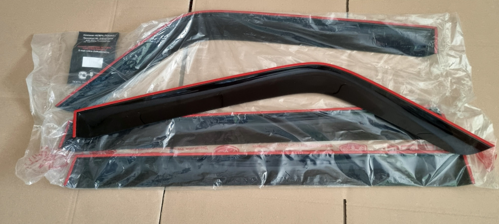 LADA 4X4 NIVA 5 dverová - Deflektor okien - 2