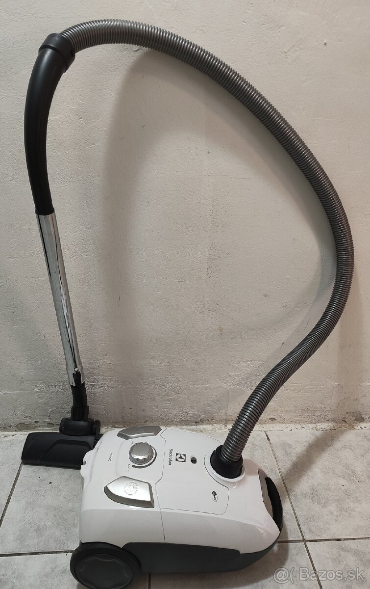 Vysávač Elektrolux - 2