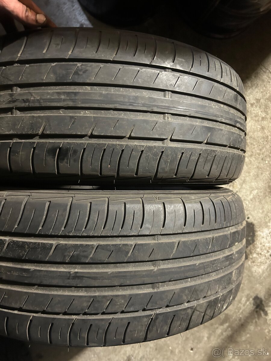 225/55 R17 - 2
