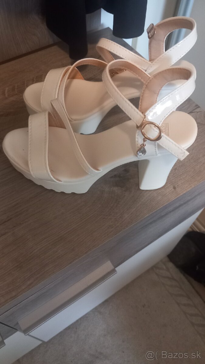 Sandále - 2