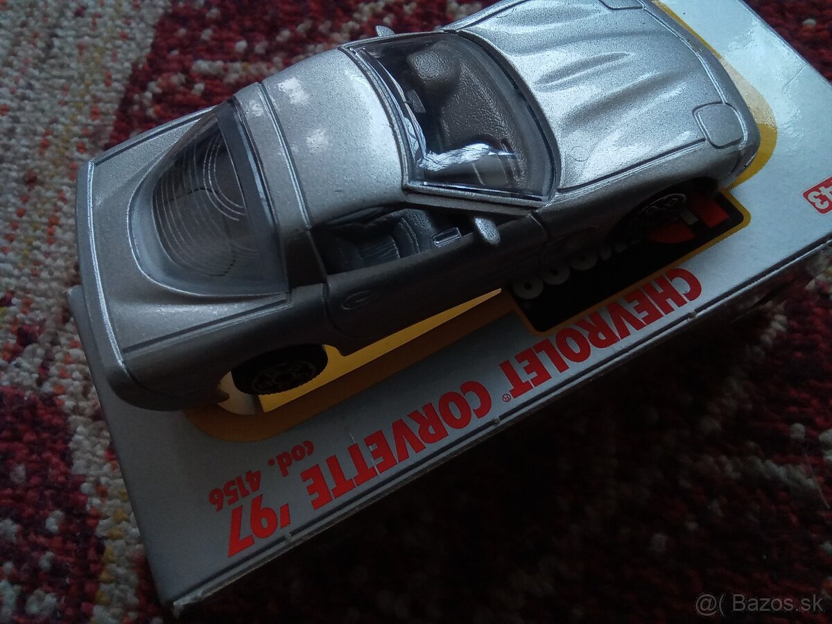 Retro kovové autíčka - 2